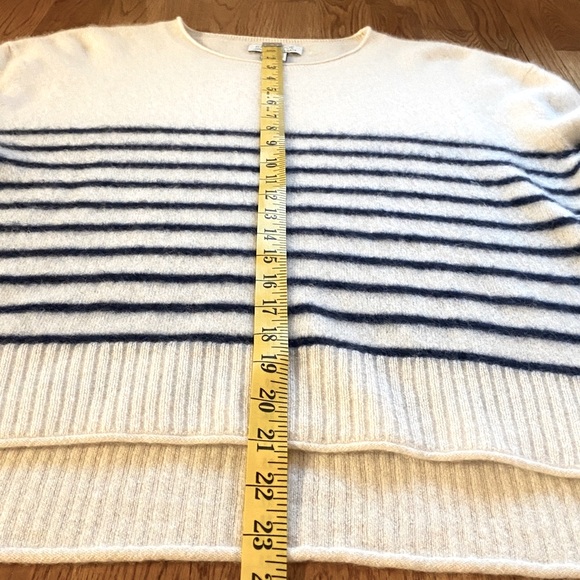 Rachel Zoe 100% Cashmere White and Navy Striped Sweater XL - Picture 10 of 14